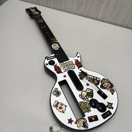 Nintendo wii guitar hero - nintendo,